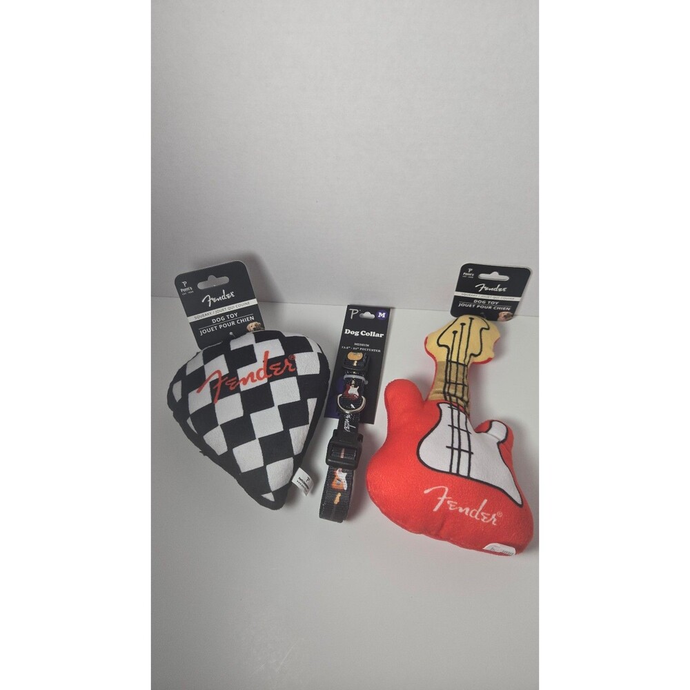 Fender dog collar and toys - Med
